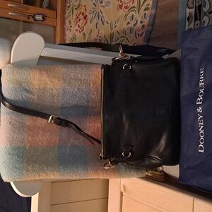 Dooney and Bourke Black Florentine leather bag. I think it's Laurel but not sure